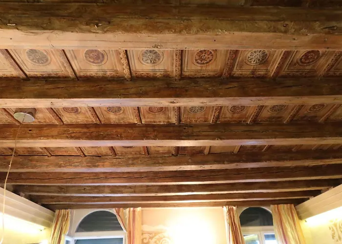 Verona Luxury Flats Piazza Erbe, Floor 3